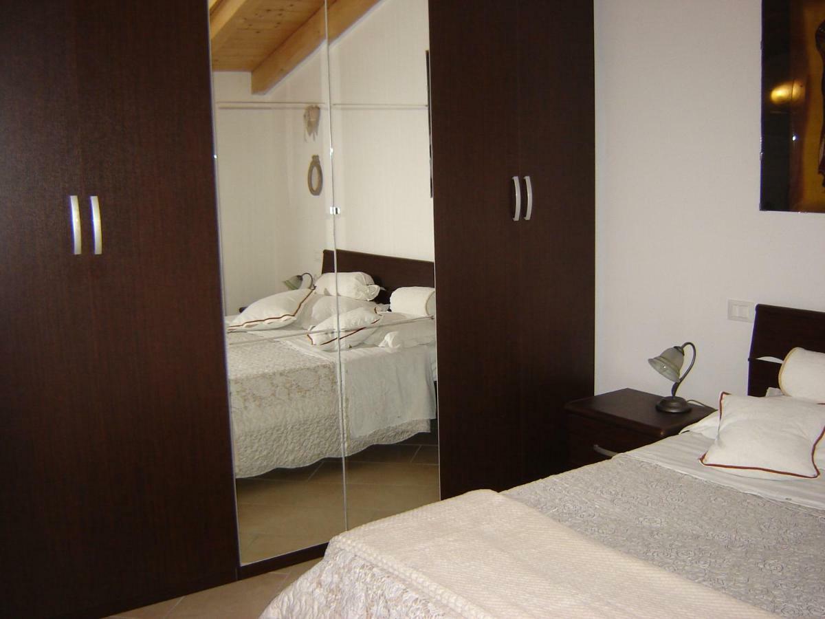 A 7 Km Da Salo' Casa Del Sole Mansarda Daire Gavardo Dış mekan fotoğraf